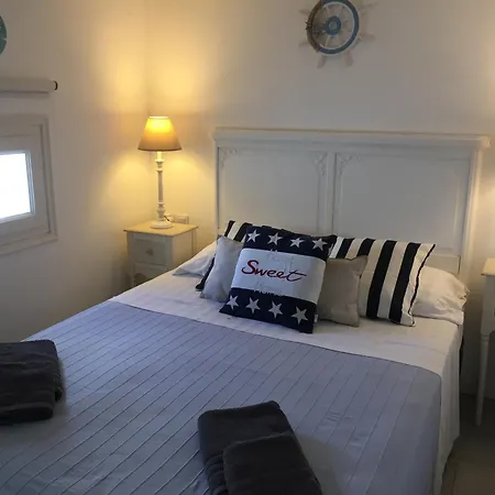 Semesterbostad Anthos House